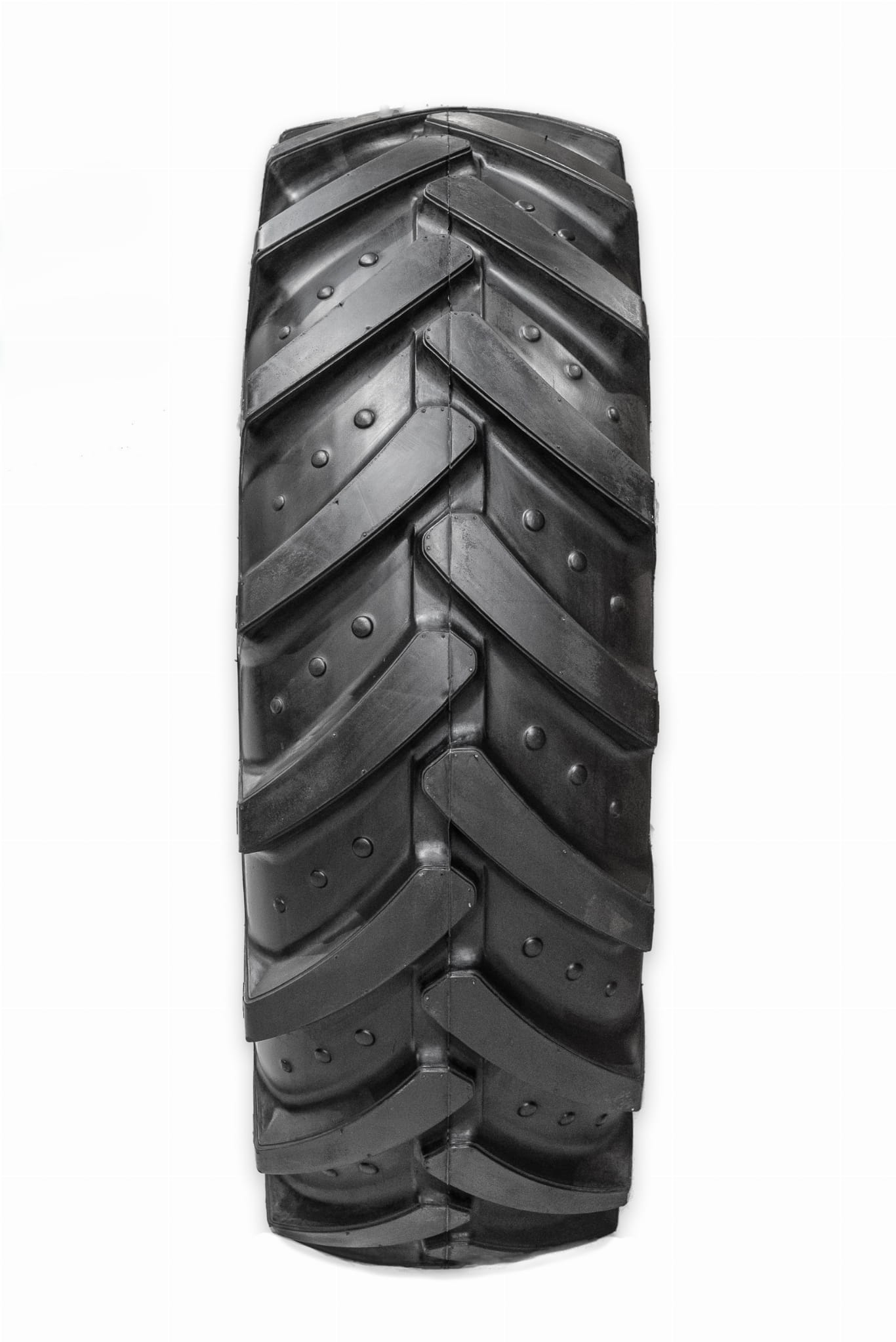 Шина 15.5/80-24 MAXAM 16pr для экскаватора-погрузчика JCB 3CX, CAT