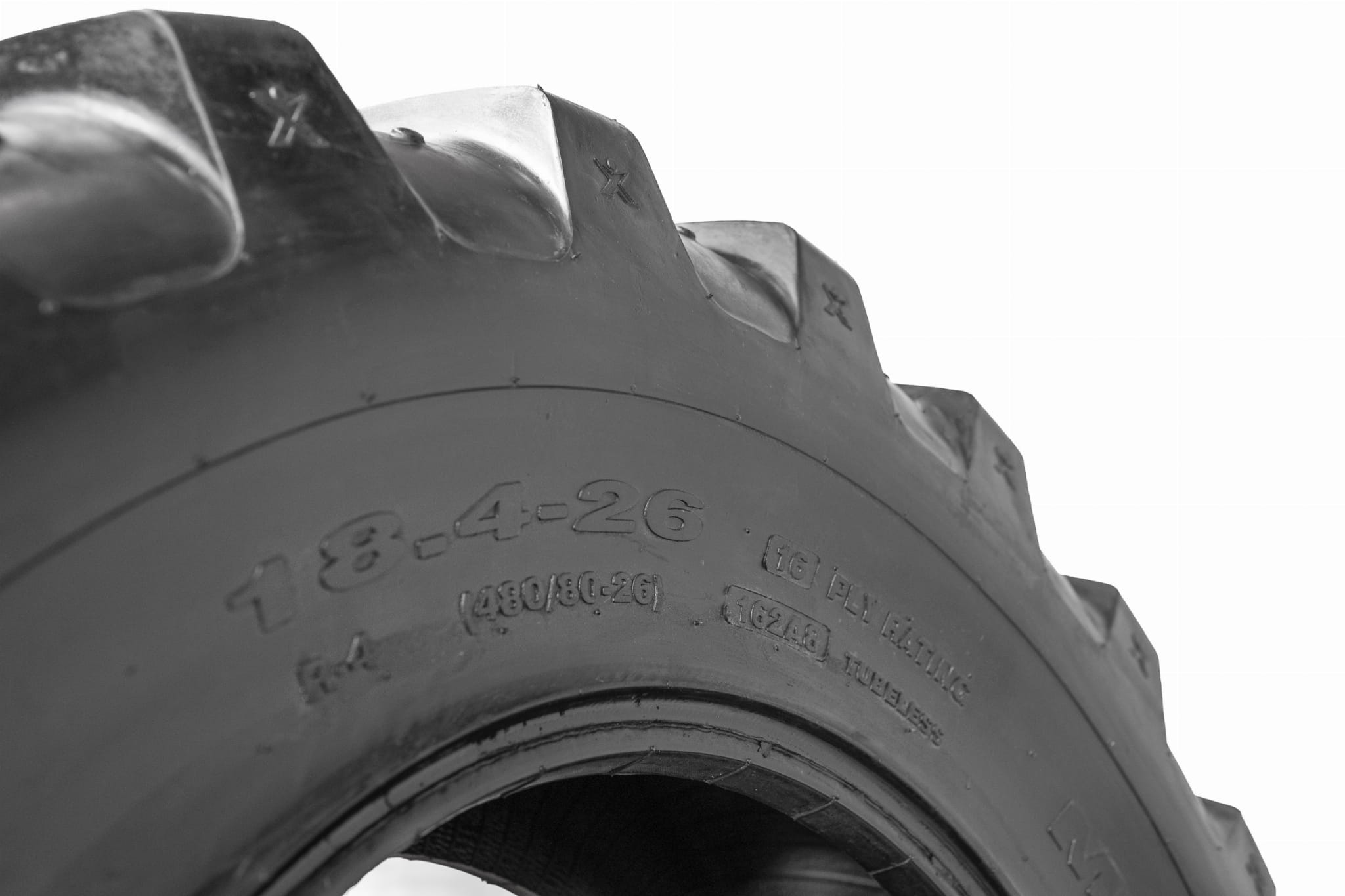 Шина 18.4-26 (480/80-26) MAXAM 16pr для экскаватора-погрузчика JCB 3CX, CAT 432