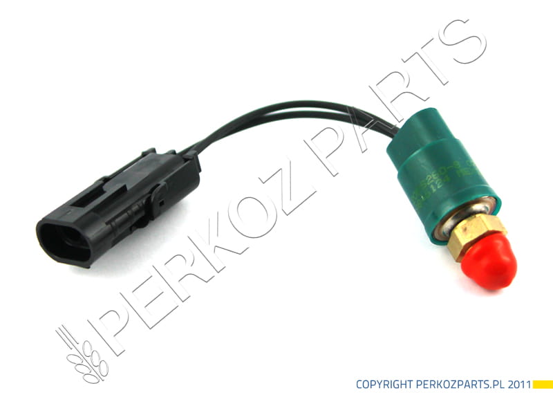 ДАТЧИК ДАВЛЕНИЯ КОРОБКИ ПЕРЕДАЧ NEW HOLLAND 89846124-9846124